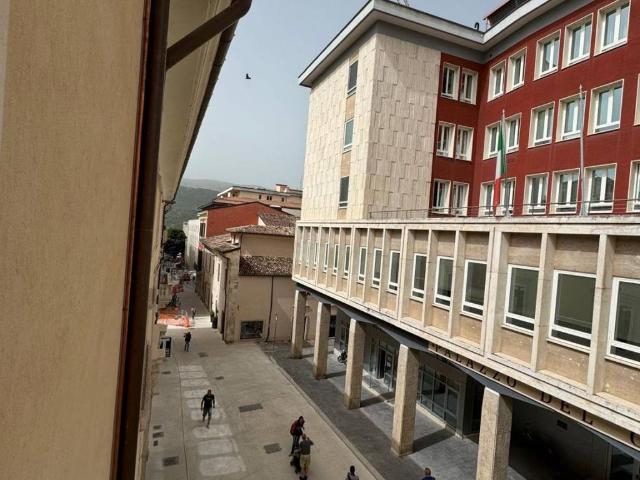 Locale Commerciale in affitto a Torretta, Tornimparte