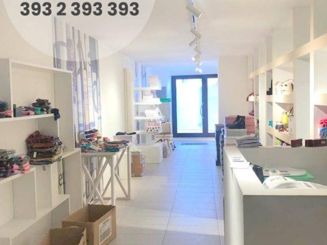 Locale Commerciale in affitto a Torretta, Tornimparte