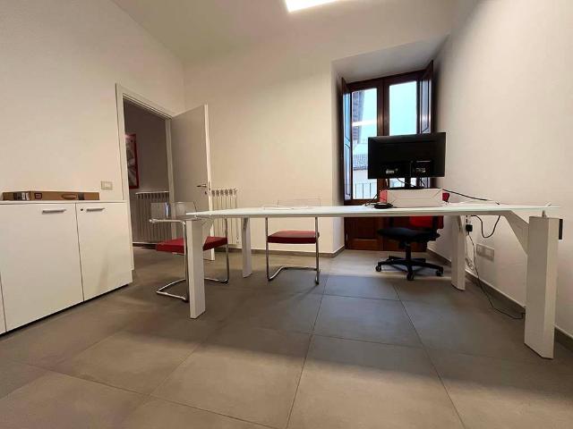 Locale Commerciale in affitto a Torretta, Tornimparte