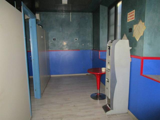 Locale Commerciale in affitto a San Martino a Gangalandi, Lastra A Signa