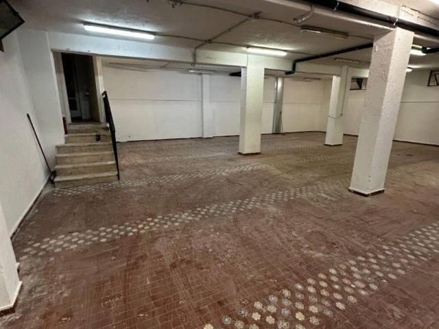 Locale Commerciale in affitto a Frezzotti, Latina