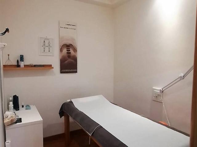 Locale Commerciale in affitto a Latina, Lazio