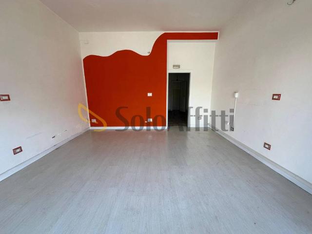 Locale Commerciale in affitto a Campo Boario, Latina