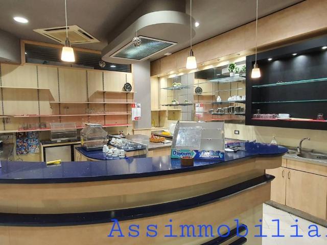 Locale Commerciale in affitto a Goretti, Latina