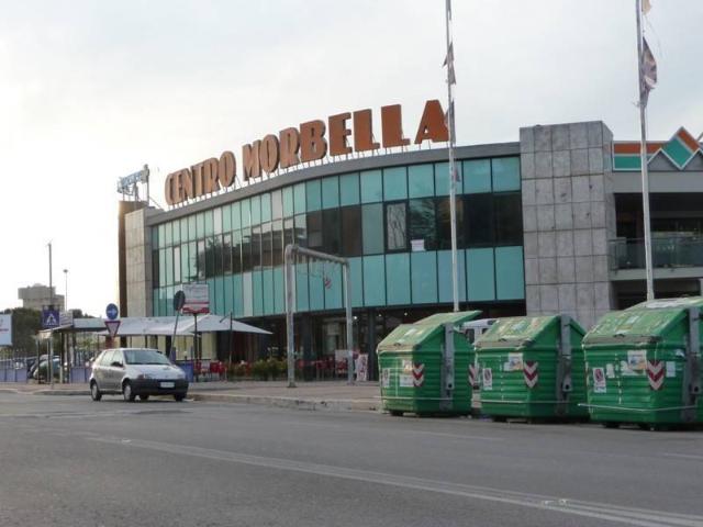 Locale Commerciale in affitto a Persicara, Latina