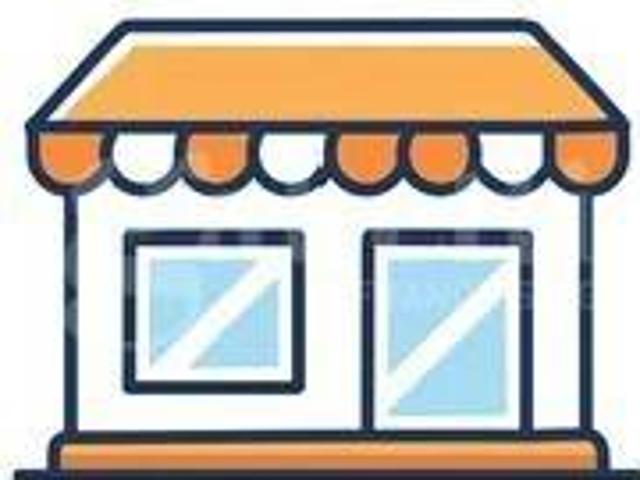 Locale Commerciale in affitto a Villaggio Trieste, Latina