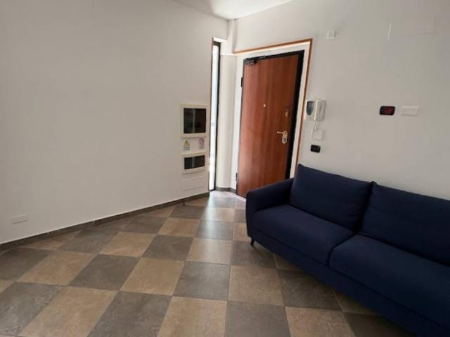 Locale Commerciale in affitto a Europa, Latina