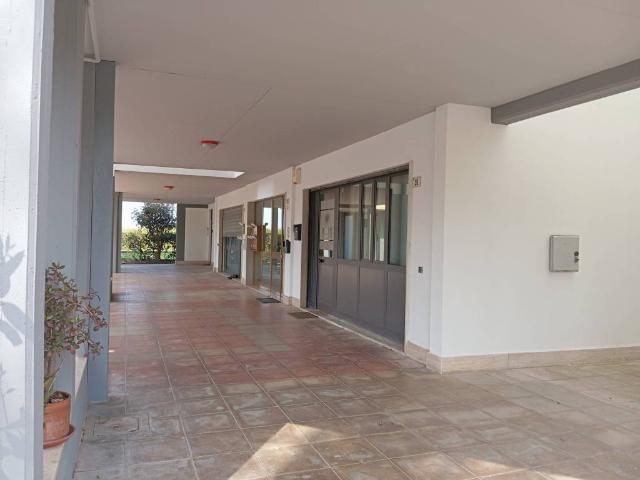 Locale Commerciale in affitto a Latina, Lazio