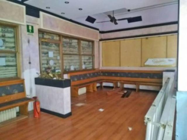 Locale Commerciale in affitto a Lavagna, Liguria