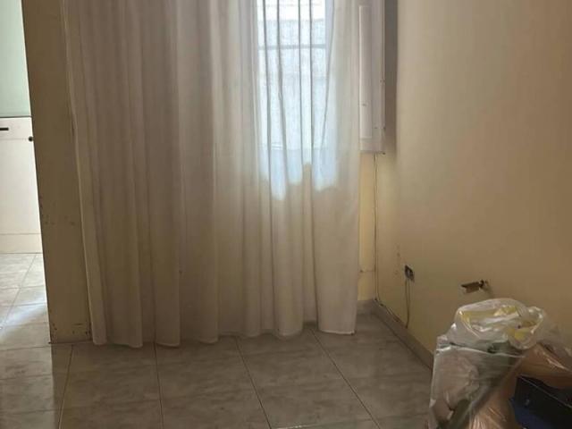 Locale Commerciale in affitto a Puglia, Lecce