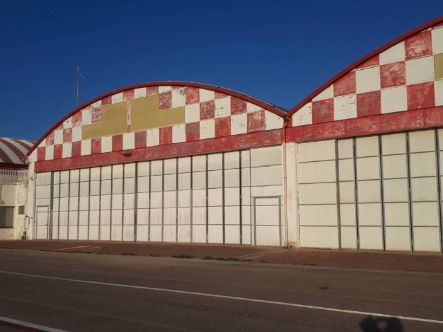 Locale Commerciale in affitto a Puglia, Lecce