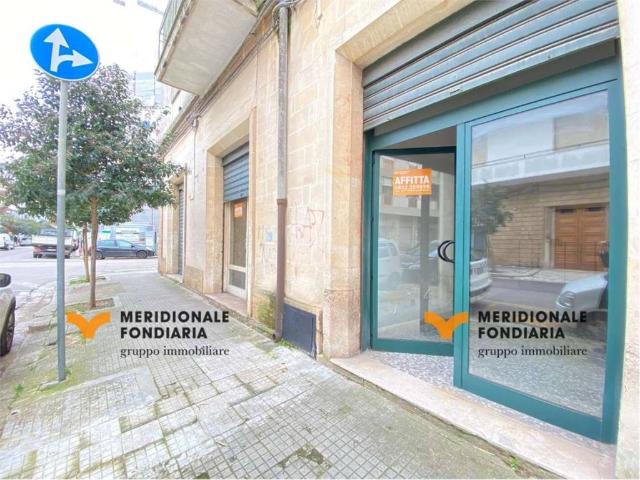 Locale Commerciale in affitto a Puglia, Lecce