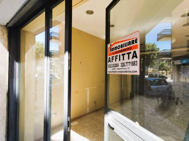 Locale Commerciale in affitto a Puglia, Lecce