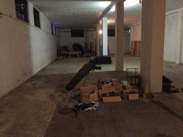 Locale Commerciale in affitto a Puglia, Lecce