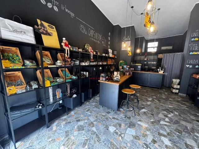 Locale Commerciale in affitto a Puglia, Lecce