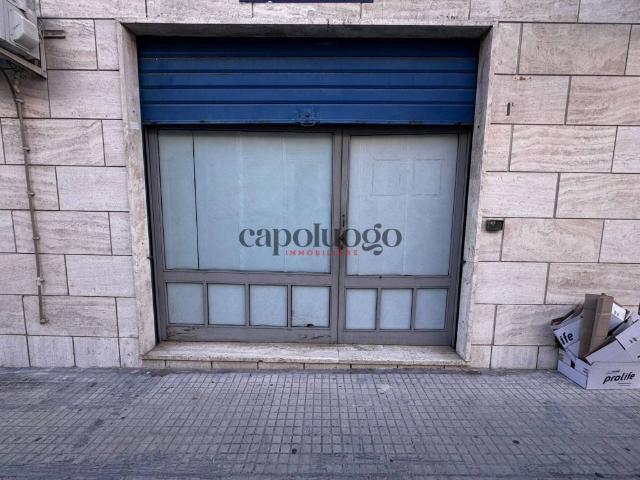 Locale Commerciale in affitto a Puglia, Lecce