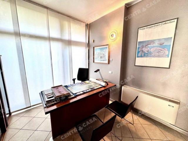 Locale Commerciale in affitto a Legnago, Veneto