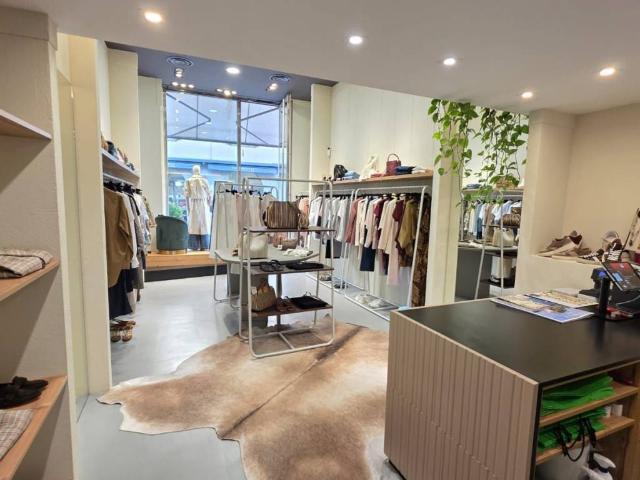 Locale Commerciale in affitto a Oltresempione, Legnano