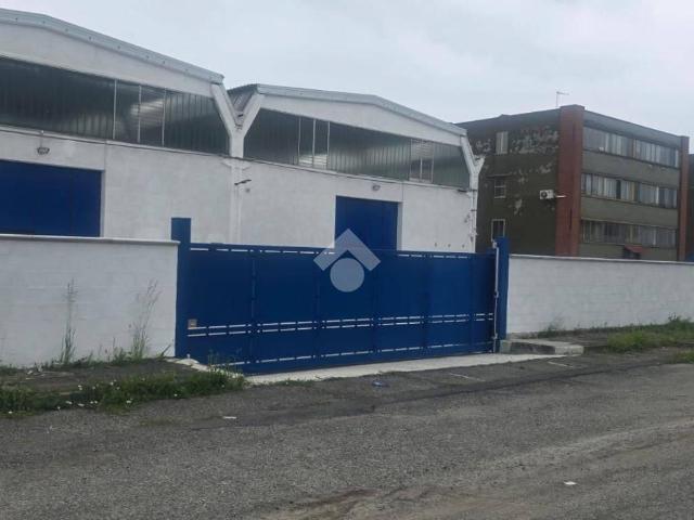 Locale Commerciale in affitto a Piemonte, Torino