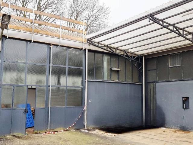Locale Commerciale in affitto a Birago, Lentate Sul Seveso