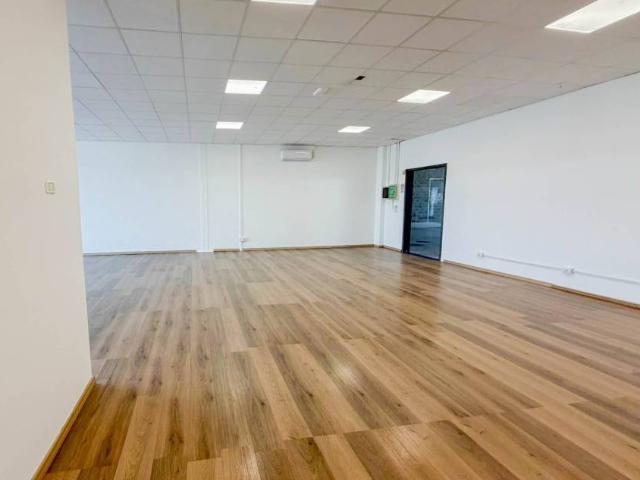 Locale Commerciale in affitto a Liscate, Lombardia