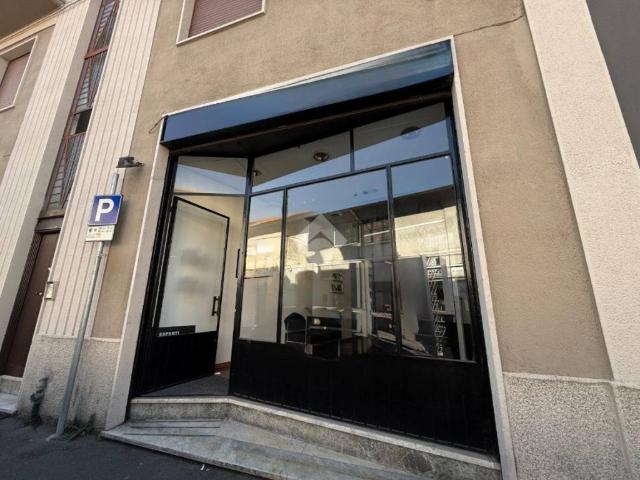 Locale Commerciale in affitto a Centro Storico, Lissone