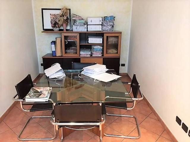 Locale Commerciale in affitto a Lissone, Lombardia