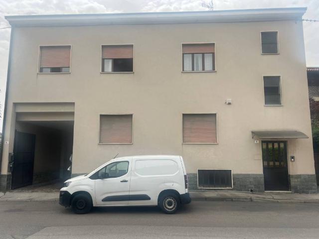 Locale Commerciale in affitto a Lissone, CIM