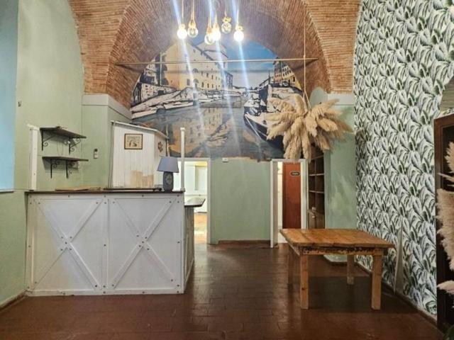 Locale Commerciale in affitto a Venezia Nuova, Livorno