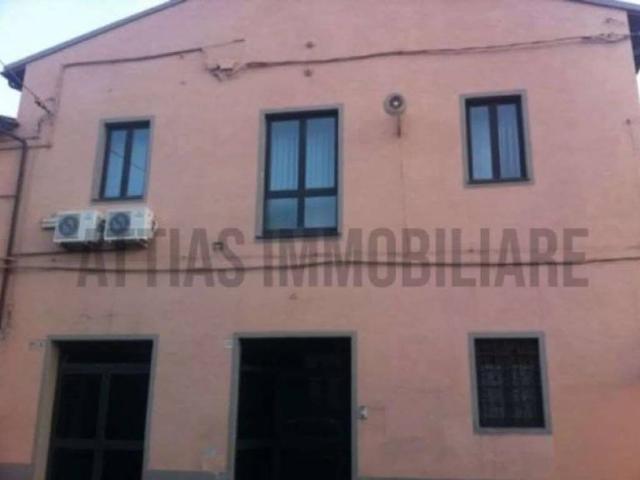 Locale Commerciale in affitto a San Marco, Livorno