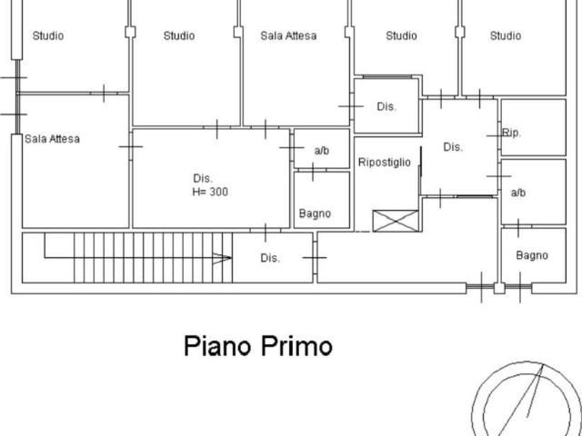 Locale Commerciale in affitto a Ardenza, Livorno