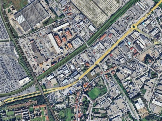 Locale Commerciale in affitto a Livorno