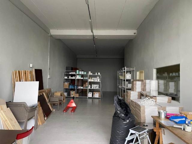 Locale Commerciale in affitto a Livorno, Toscana