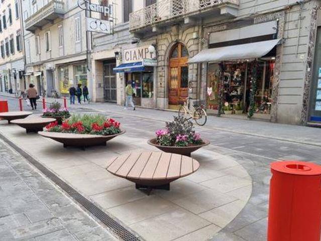 Locale Commerciale in affitto a Livorno, Toscana