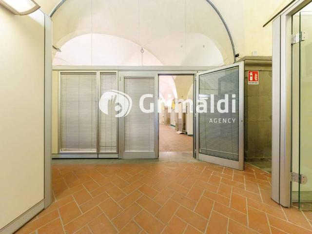 Locale Commerciale in affitto a Venezia Nuova, Livorno