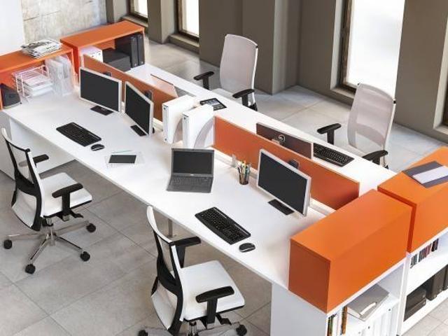 Locale Commerciale in affitto a La Leccia, Livorno