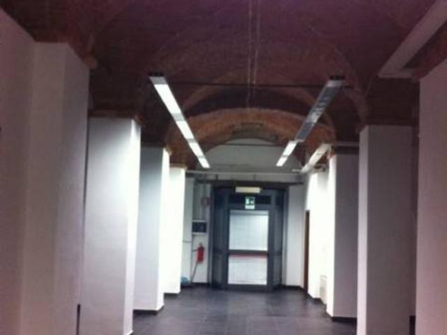 Locale Commerciale in affitto a San Marco, Livorno