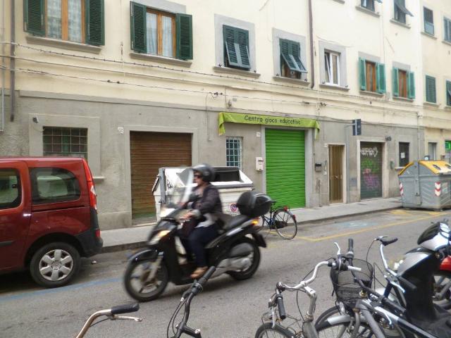 Locale Commerciale in affitto a Borgo Cappuccini, Livorno