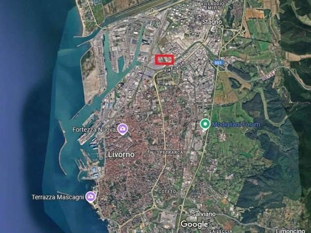 Locale Commerciale in affitto a Livorno, Toscana