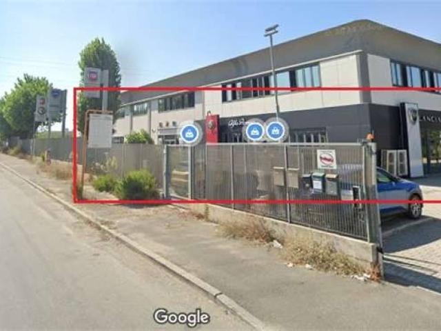 Locale Commerciale in affitto a Livorno, Toscana