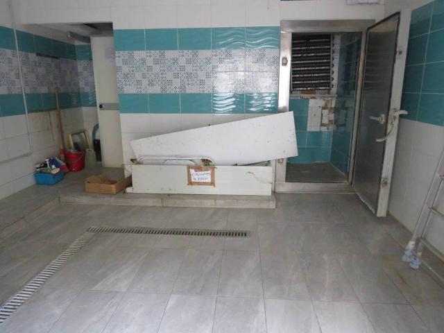 Locale Commerciale in affitto a Borgo San Jacopo, Livorno