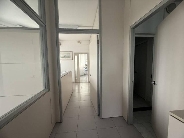 Locale Commerciale in affitto a Livorno