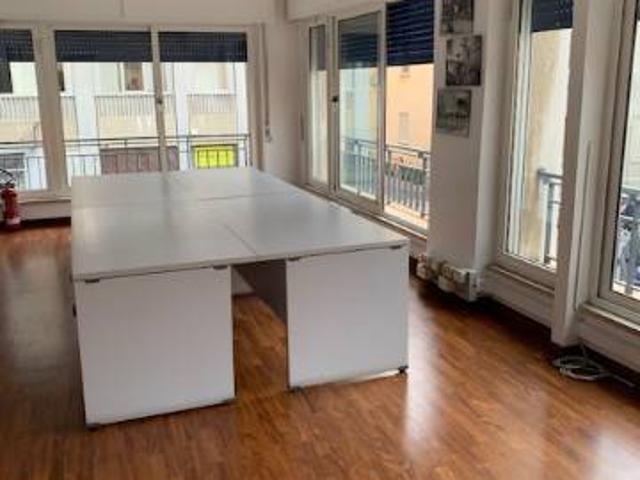 Locale Commerciale in affitto a Livorno, Toscana