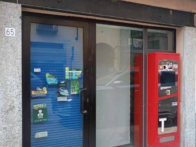 Locale Commerciale in affitto a Revellino, Lodi
