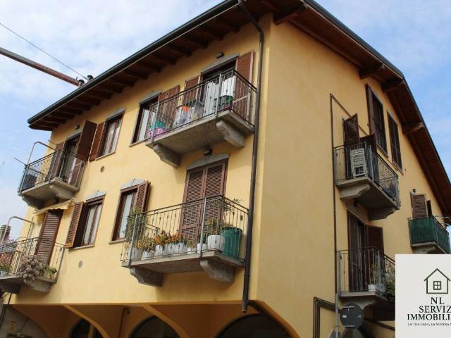 Locale Commerciale in affitto a Lonate Pozzolo, Lombardia