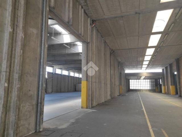Locale Commerciale in affitto a Ponte Ospedaletto, Longiano