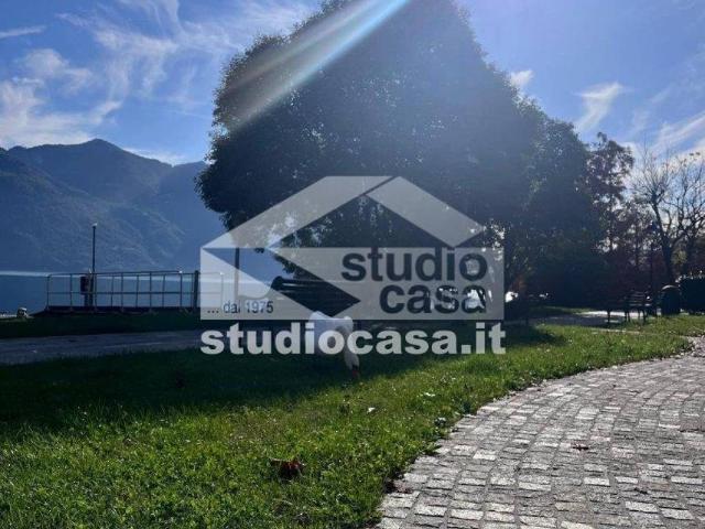 Locale Commerciale in affitto a Lovere, Lombardia