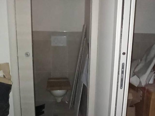 Locale Commerciale in affitto a Tempagnano di Lunata, Bagni Di Lucca Ponte