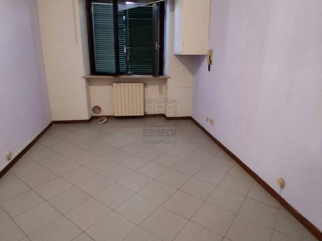 Locale Commerciale in affitto a Corte Dovichetti, Bagni Di Lucca Ponte