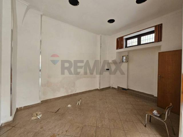 Locale Commerciale in affitto a Puglia, Foggia